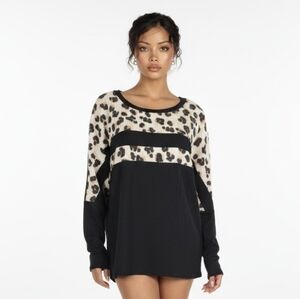 Haptics Women's Black Leopard Panel Tunic Top